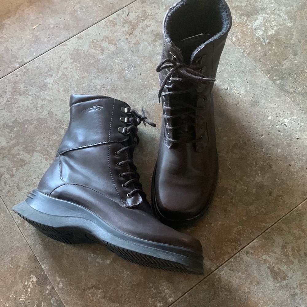 Leather Martino boots